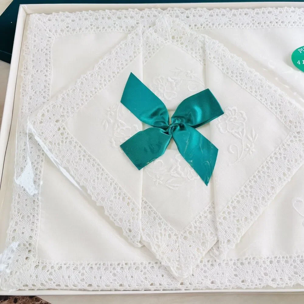 Vintage PURE IRISH LINEN Place Mat Set 4 Place Mats 4 Napkins by BROWNLOW White